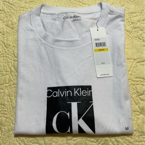 CALVIN KLEIN MEN’S TOP